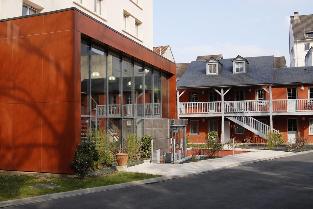 Residence Les Jardins De Lourdes Exteriör bild
